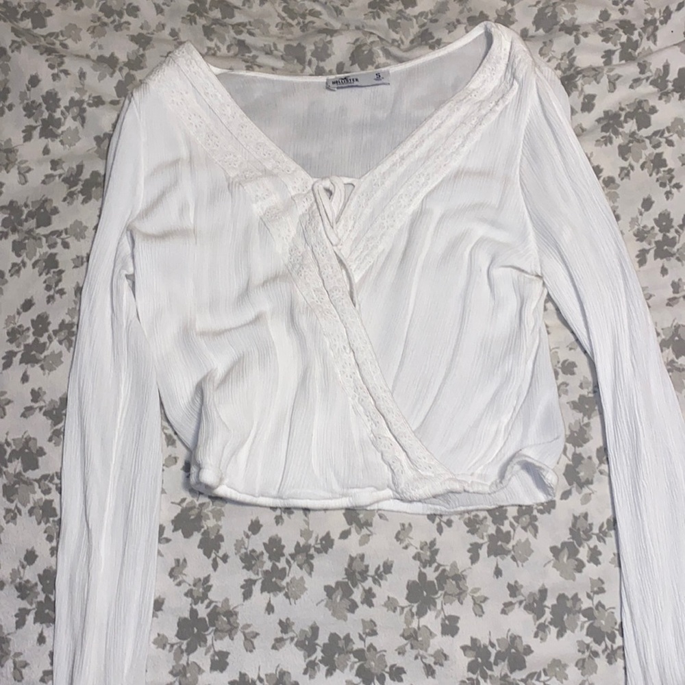 Hollister boho lace front top
